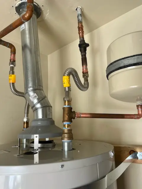 Water heater installation and plumbing repair in Doctor Phillips